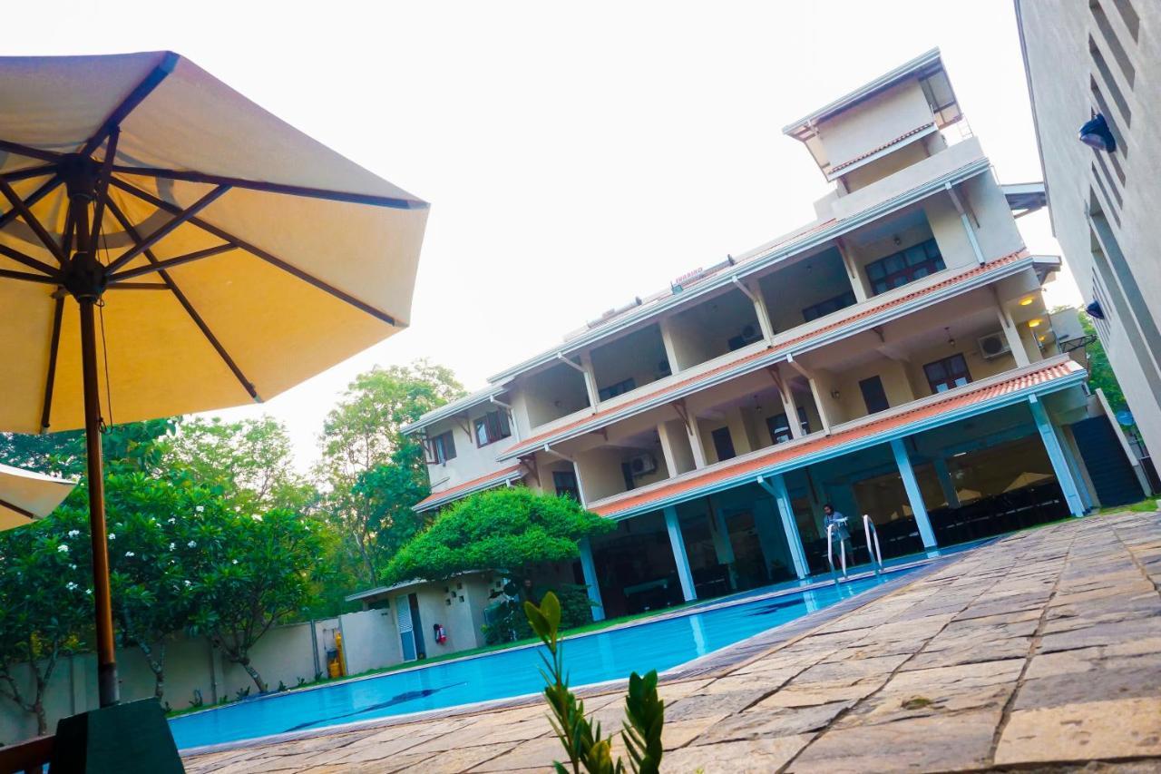 Lavendish Okrin Hotel Kataragama Ngoại thất bức ảnh