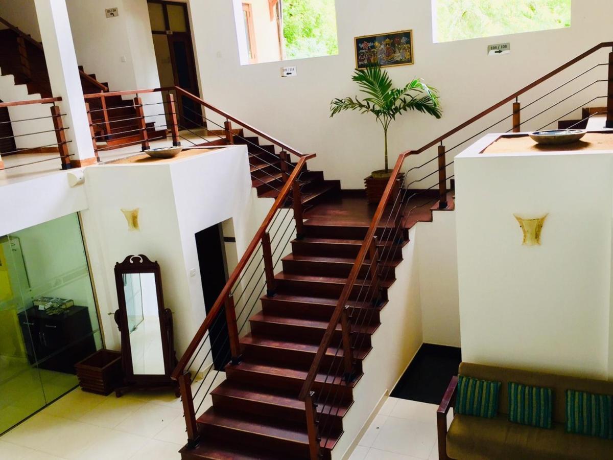 Lavendish Okrin Hotel Kataragama Ngoại thất bức ảnh
